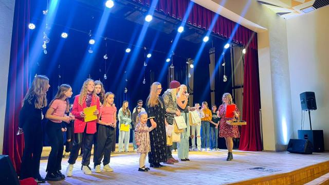 Popiela bērniem un jauniešiem 2024